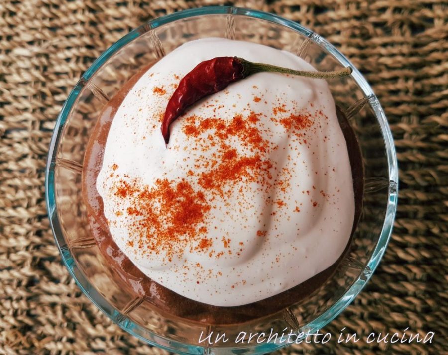 Mousse cioccolato e peperoncino