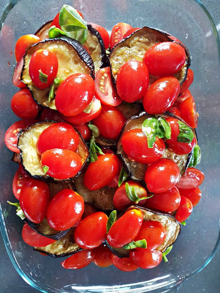 Lasagna di sole verdure: Melanzane e pomodorini freschi