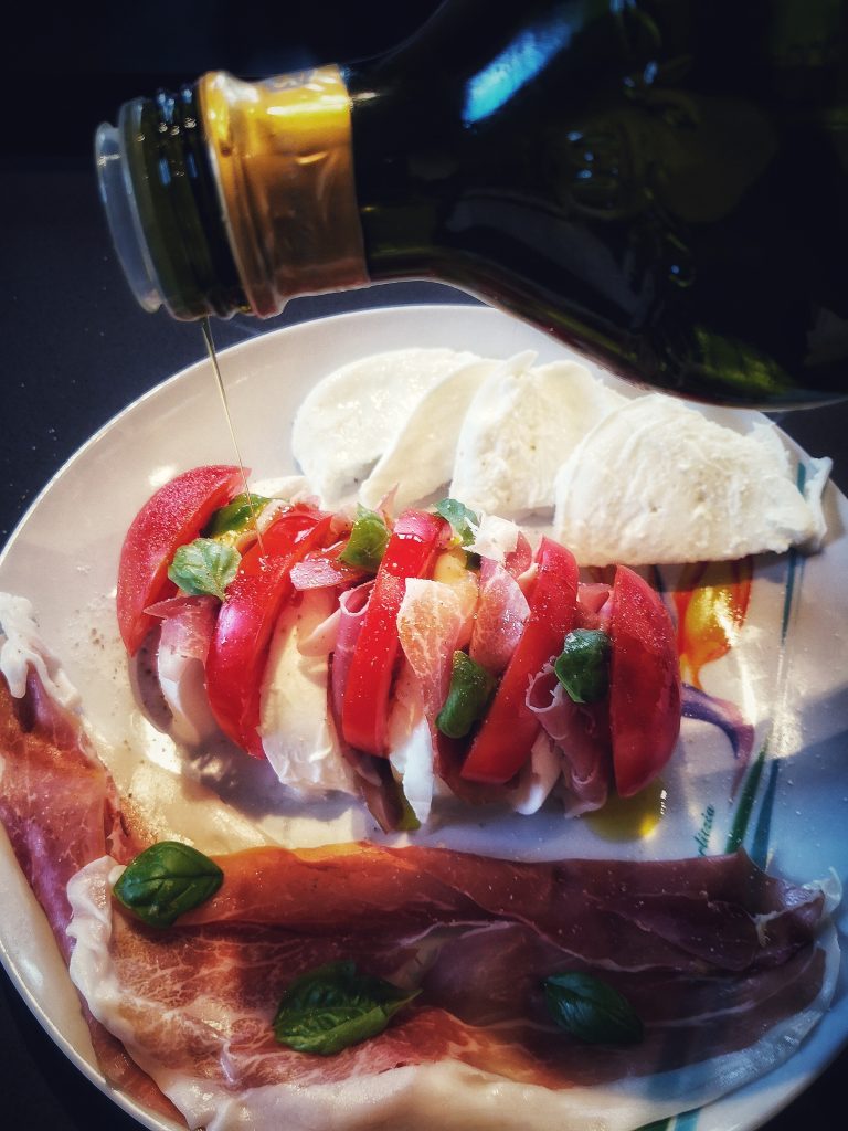 Caprese a strati con Prosciutto Toscano Dop