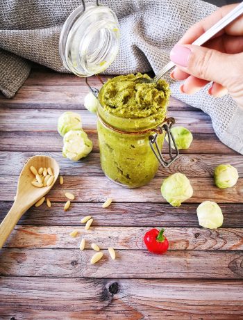 Pesto di cavoli e broccoli